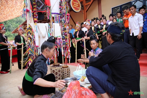 Khánh thành Nhà Văn hóa cộng đồng dân tộc La Ha tại tỉnh Sơn La